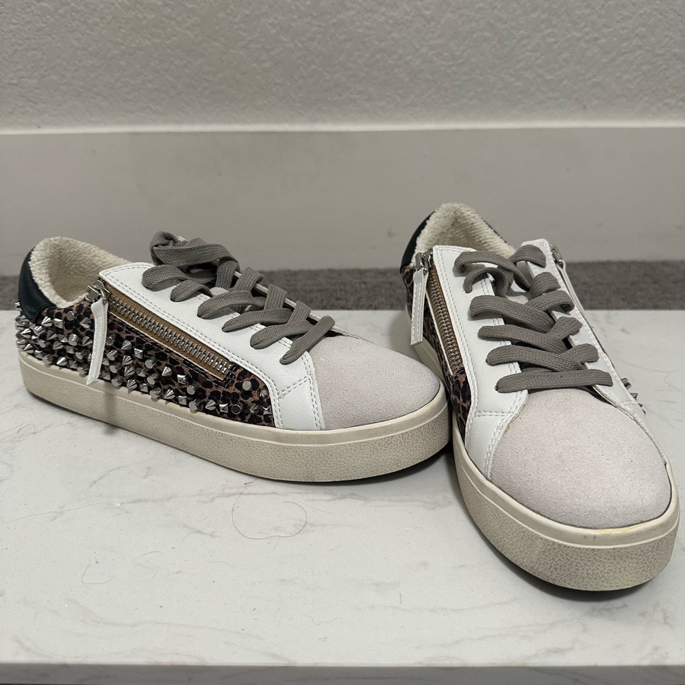 Steve Madden Sneakers